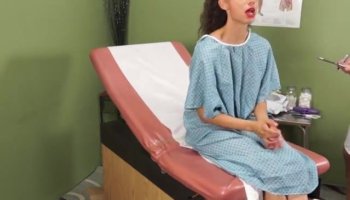 Old pervert fisting skinny teens ruined pussy